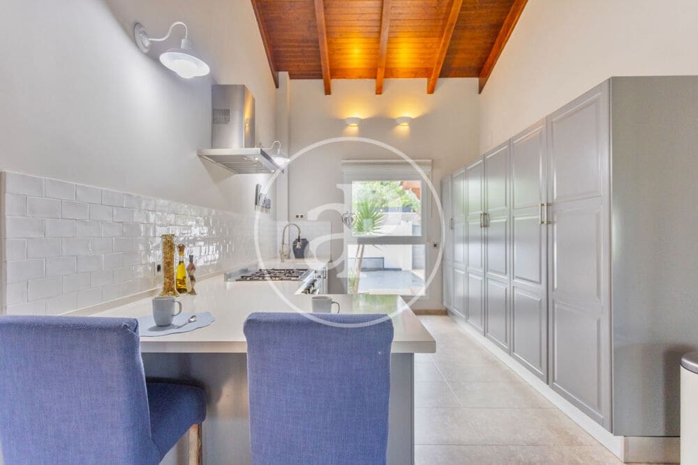 4 sypialnia Willa na sprzedaż w Carcaixent z basenem garażem - 649 000 € (Ref: 10139684)