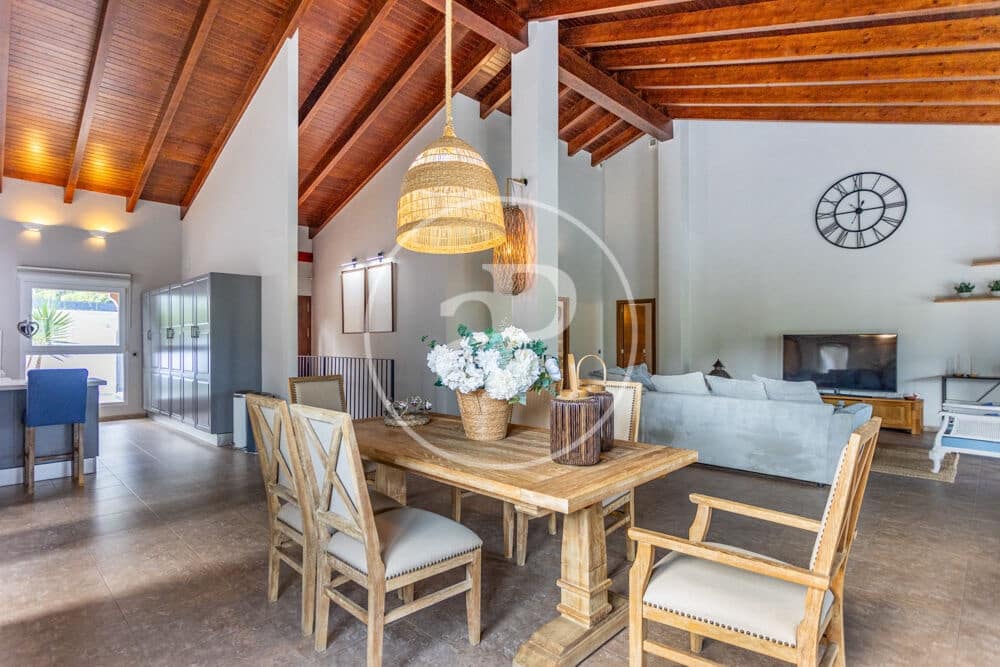 4 sypialnia Willa na sprzedaż w Carcaixent z basenem garażem - 649 000 € (Ref: 10139684)