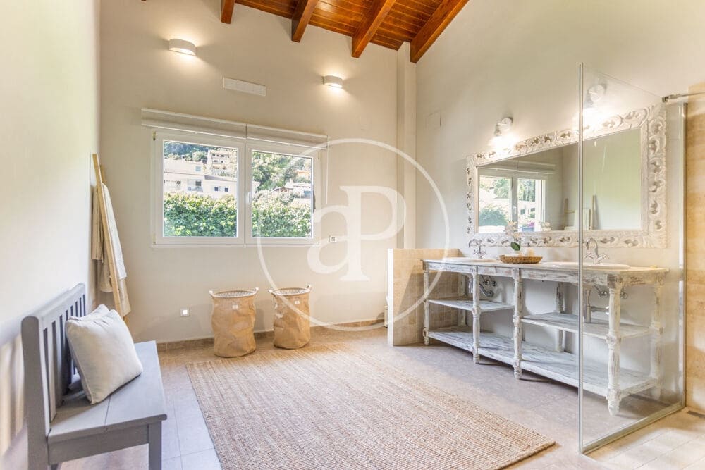 4 sypialnia Willa na sprzedaż w Carcaixent z basenem garażem - 649 000 € (Ref: 10139684)