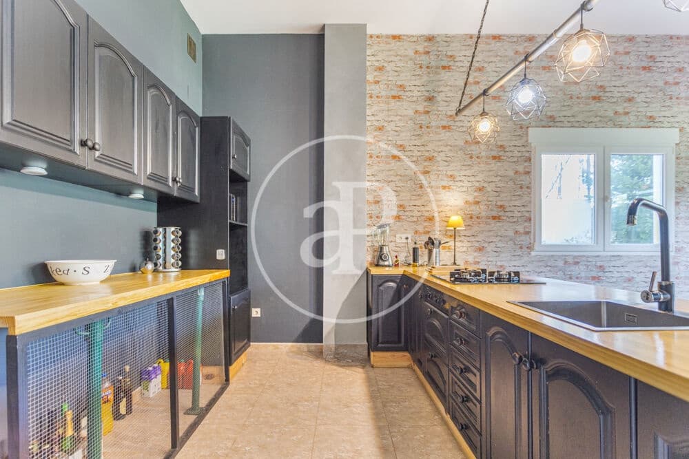 4 sypialnia Willa na sprzedaż w Carcaixent z basenem garażem - 649 000 € (Ref: 10139684)