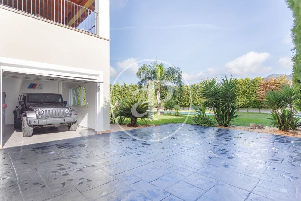4 sypialnia Willa na sprzedaż w Carcaixent z basenem garażem - 649 000 € (Ref: 10139684)
