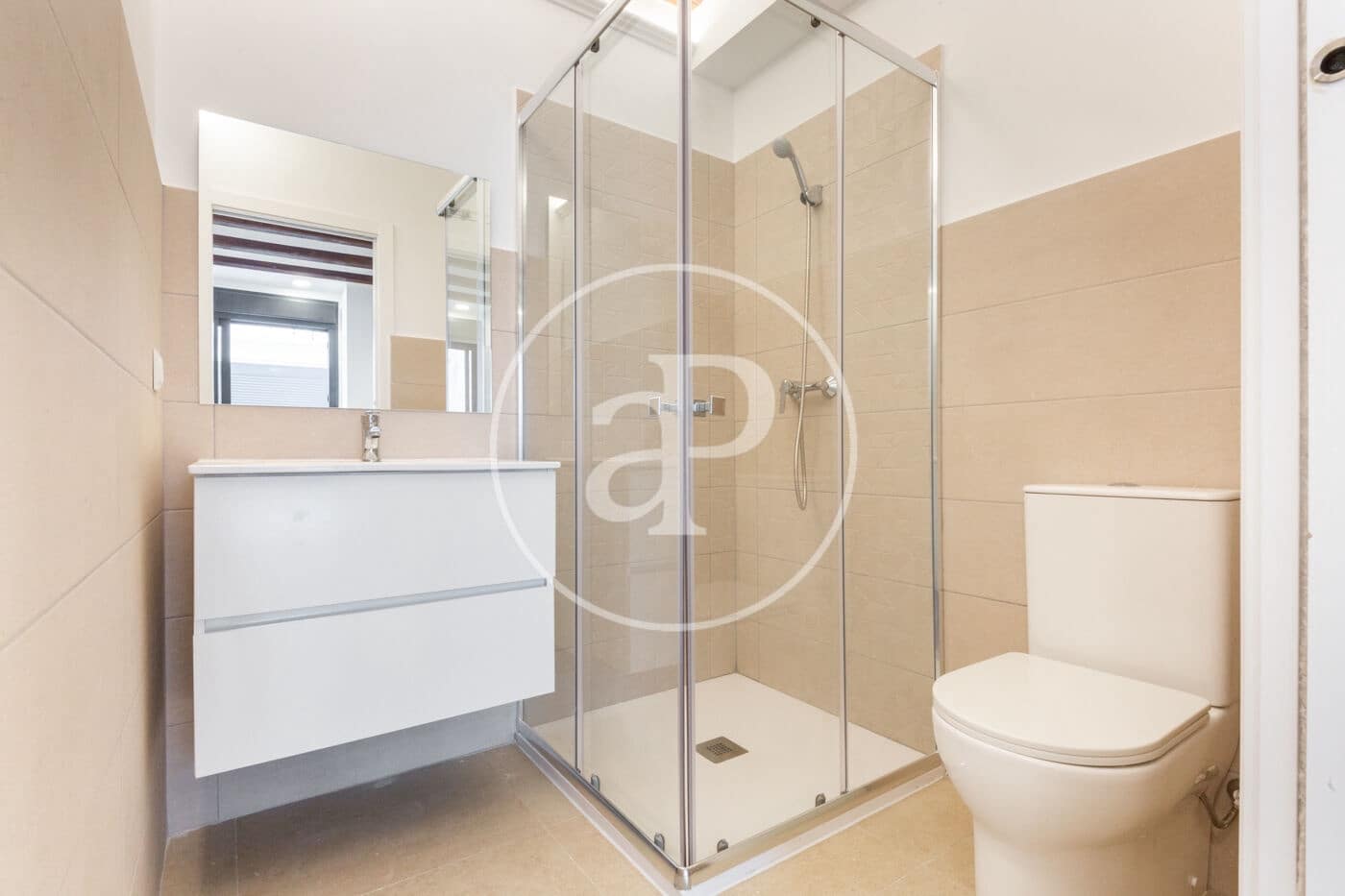 3 soveværelse Lejlighed til leje i Valencia by med swimmingpool - € 2.500 (Ref: 10139686)