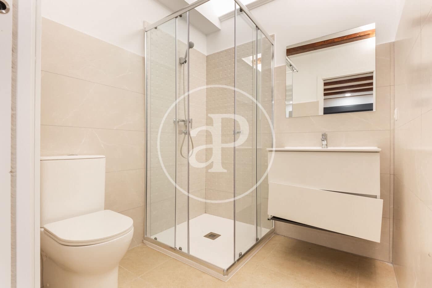 3 soveværelse Lejlighed til leje i Valencia by med swimmingpool - € 2.500 (Ref: 10139686)