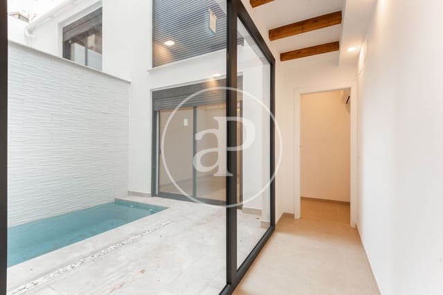 3 soveværelse Lejlighed til leje i La Petxina, Valencia by med swimmingpool - € 2.500 (Ref: 10139686)