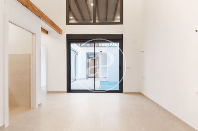 3 soveværelse Lejlighed til leje i La Petxina, Valencia by med swimmingpool - € 2.500 (Ref: 10139686)