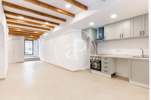 3 soveværelse Lejlighed til leje i La Petxina, Valencia by med swimmingpool - € 2.500 (Ref: 10139686)
