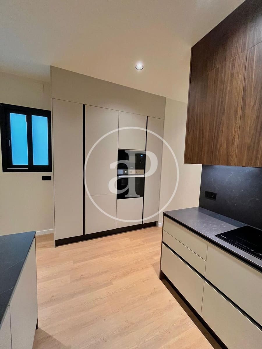 3 soverom Leilighet til leie i Burjassot med garasje - € 1 600 (Ref: 10139687)