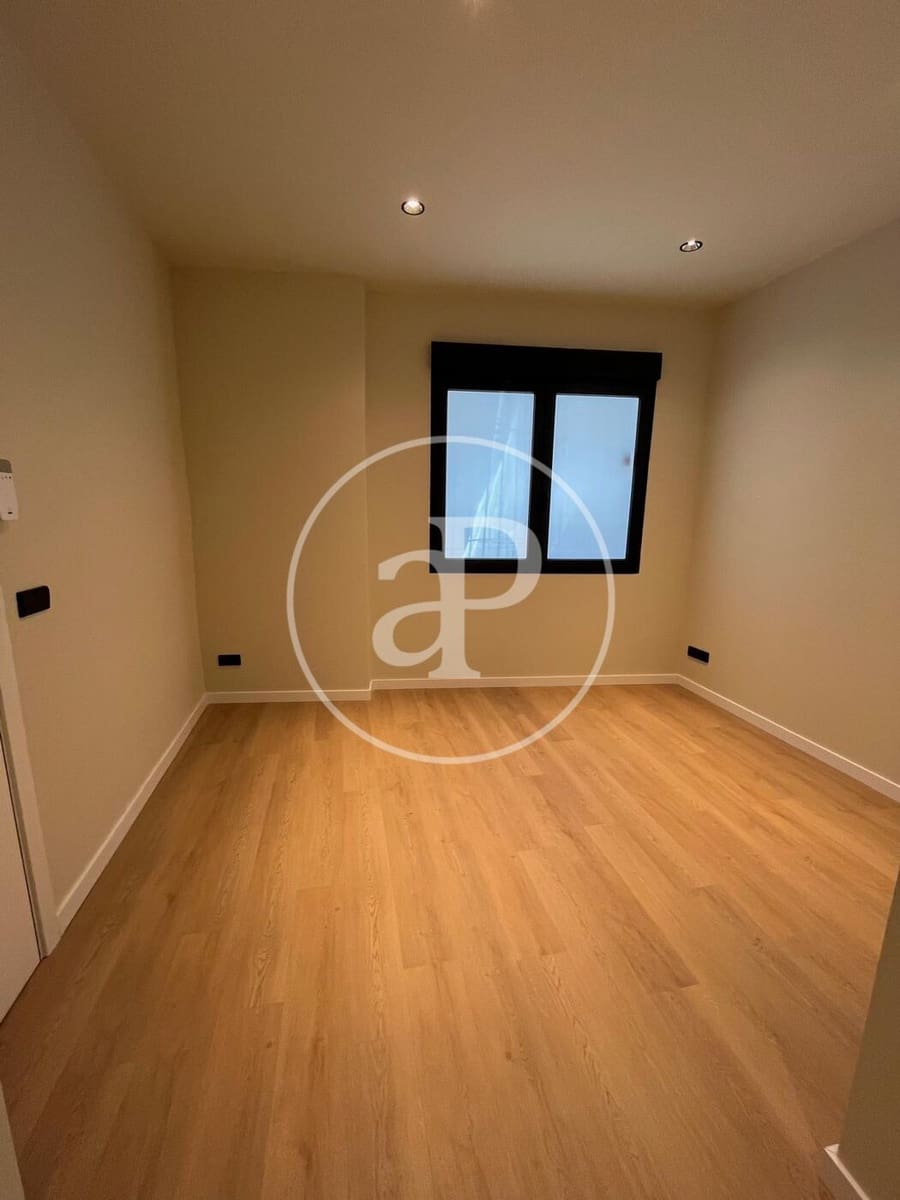 3 soverom Leilighet til leie i Burjassot med garasje - € 1 600 (Ref: 10139687)