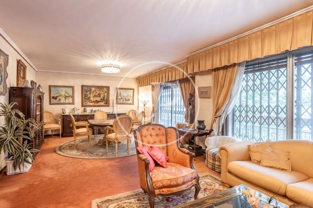 5 bedroom Apartment for sale in El Pla del Remei, Valencia city with garage - € 1,700,000 (Ref: 10142461)