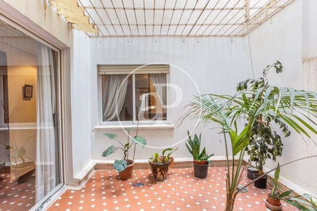 5 bedroom Apartment for sale in El Pla del Remei, Valencia city with garage - € 1,700,000 (Ref: 10142461)