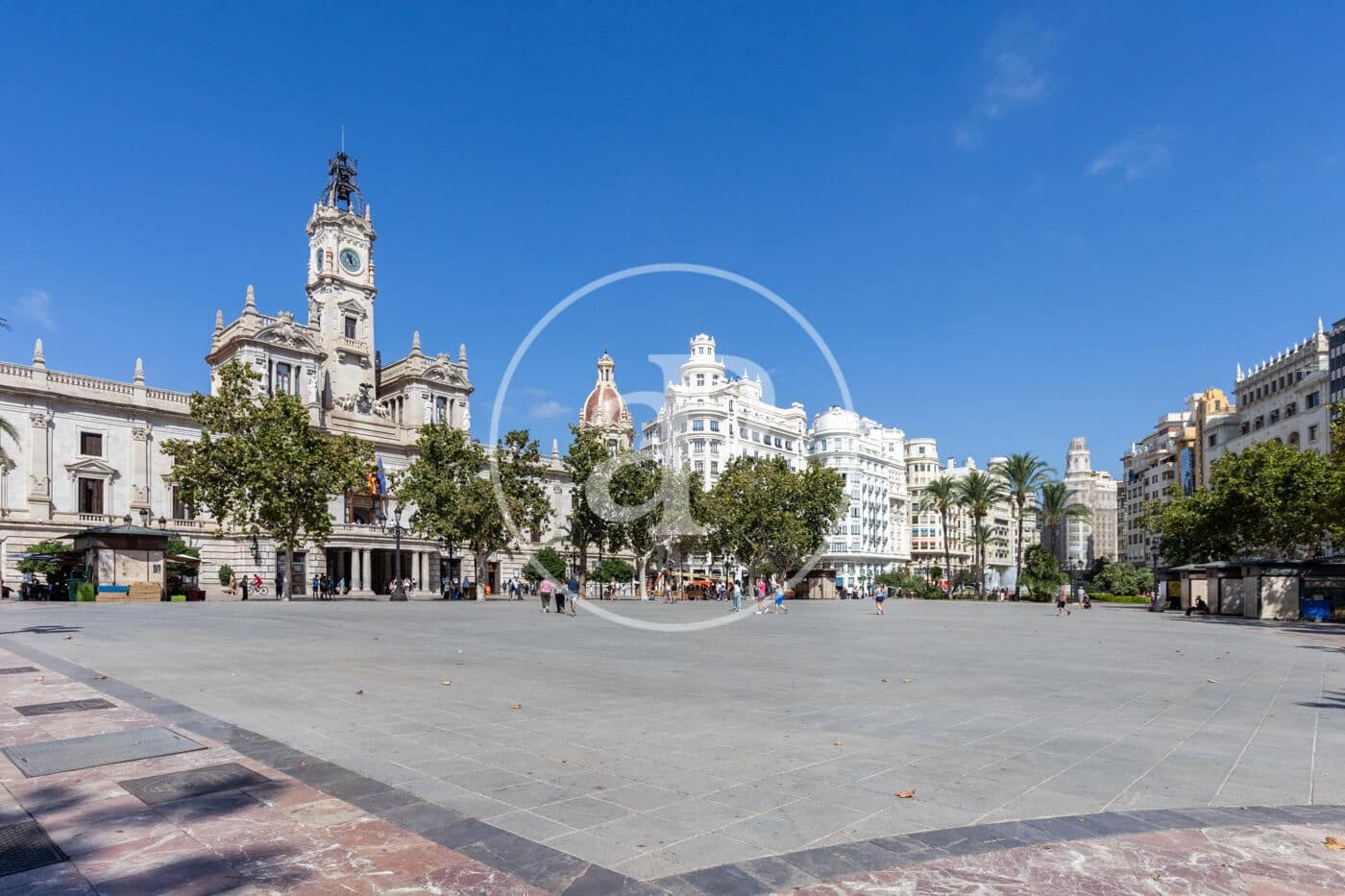 5 bedroom Apartment for sale in Valencia city with garage - € 1,700,000 (Ref: 10142461)
