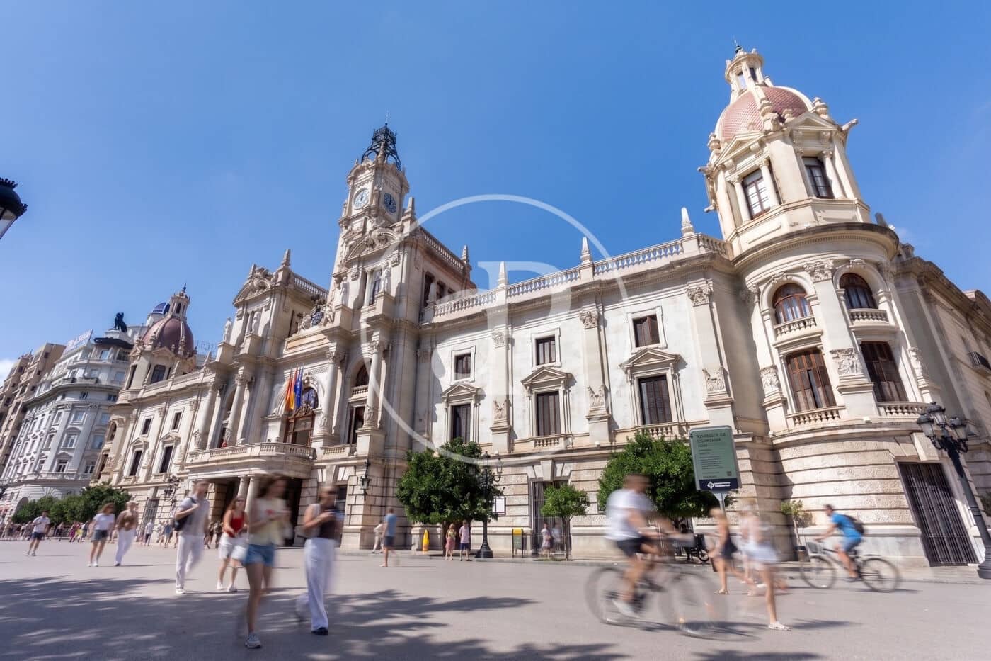 5 bedroom Apartment for sale in Valencia city with garage - € 1,700,000 (Ref: 10142461)