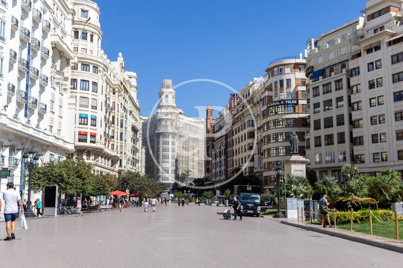 5 bedroom Apartment for sale in Valencia city with garage - € 1,700,000 (Ref: 10142461)