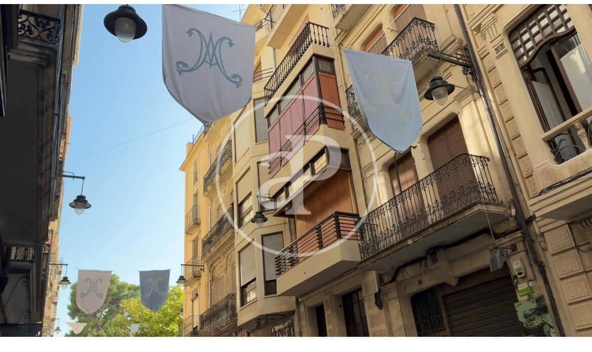 Undeveloped Land for sale in Alcoy / Alcoi - € 300,000 (Ref: 10147054)