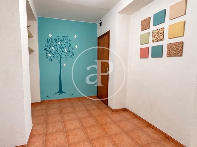 Apartamento de 2 habitaciones en Pedralba en venta - 110.000 € (Ref: 10147055)