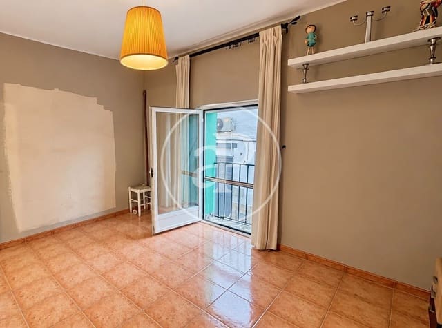 Apartamento de 2 habitaciones en Pedralba en venta - 110.000 € (Ref: 10147055)