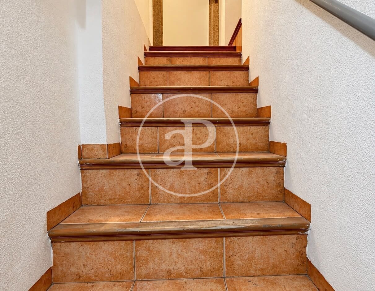 2 bedroom Apartment for sale in Pedralba - € 110,000 (Ref: 10147055)