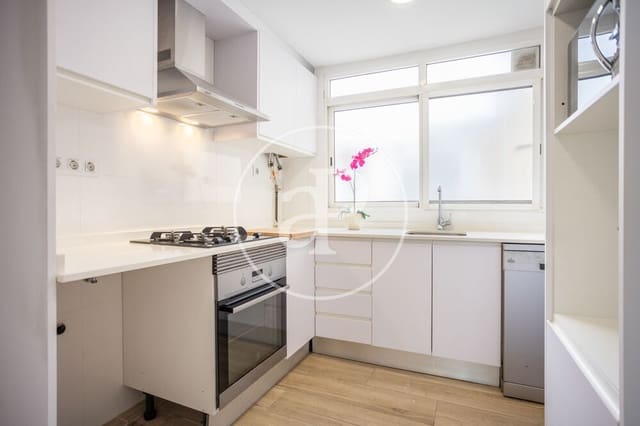2 soveværelse Penthouse til leje i Penya-Roja, Valencia by - € 1.400 (Ref: 10147058)