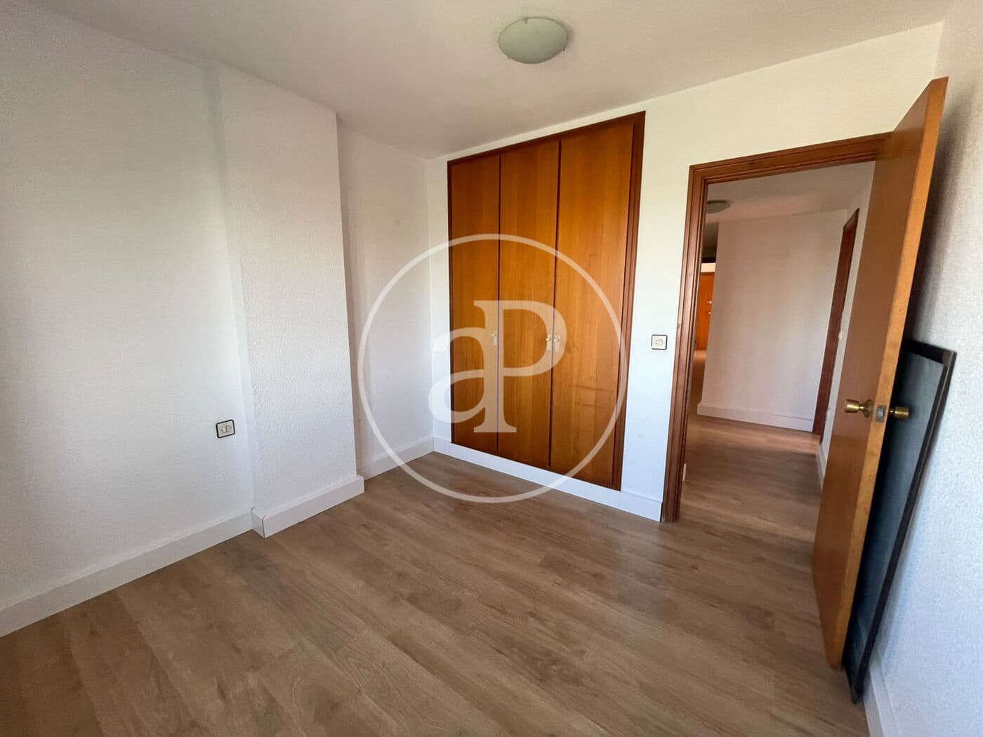 3 bedroom Apartment for rent in Valencia city - € 1,400 (Ref: 10147059)