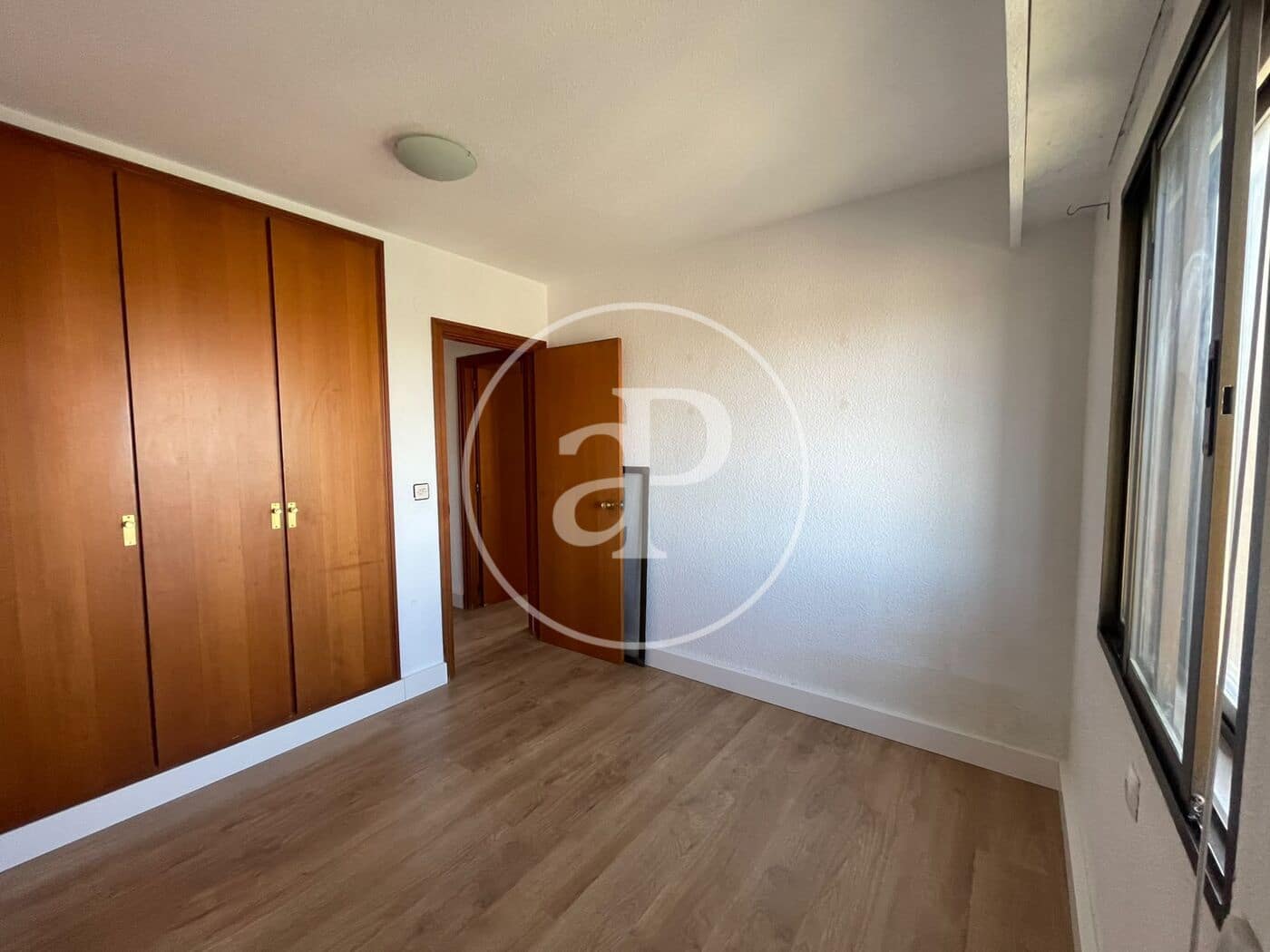 3 bedroom Apartment for rent in Valencia city - € 1,400 (Ref: 10147059)