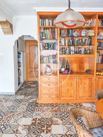 Chalet de 2 habitaciones en Chiva en venta con piscina garaje - 249.000 € (Ref: 10155255)