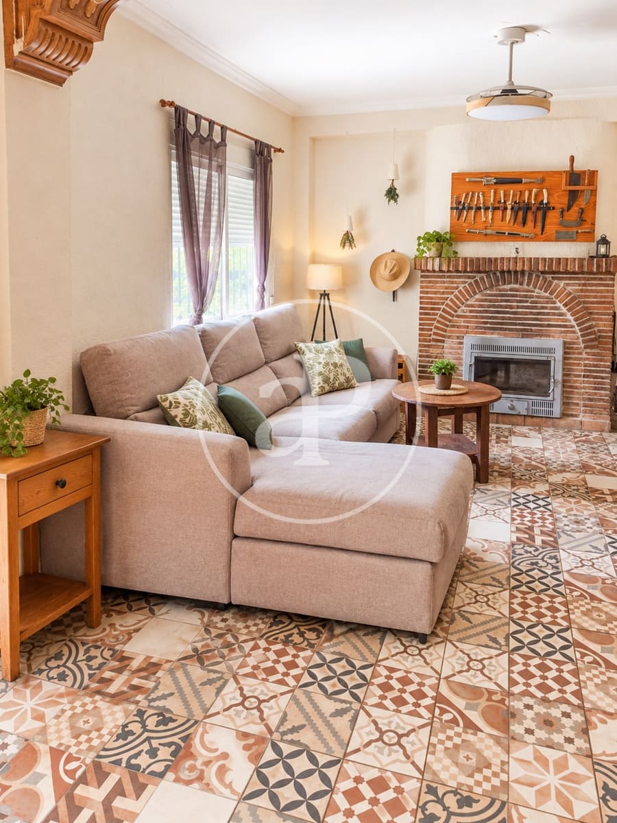 2 bedroom Villa for sale in Chiva with pool garage - € 249,000 (Ref: 10155255)