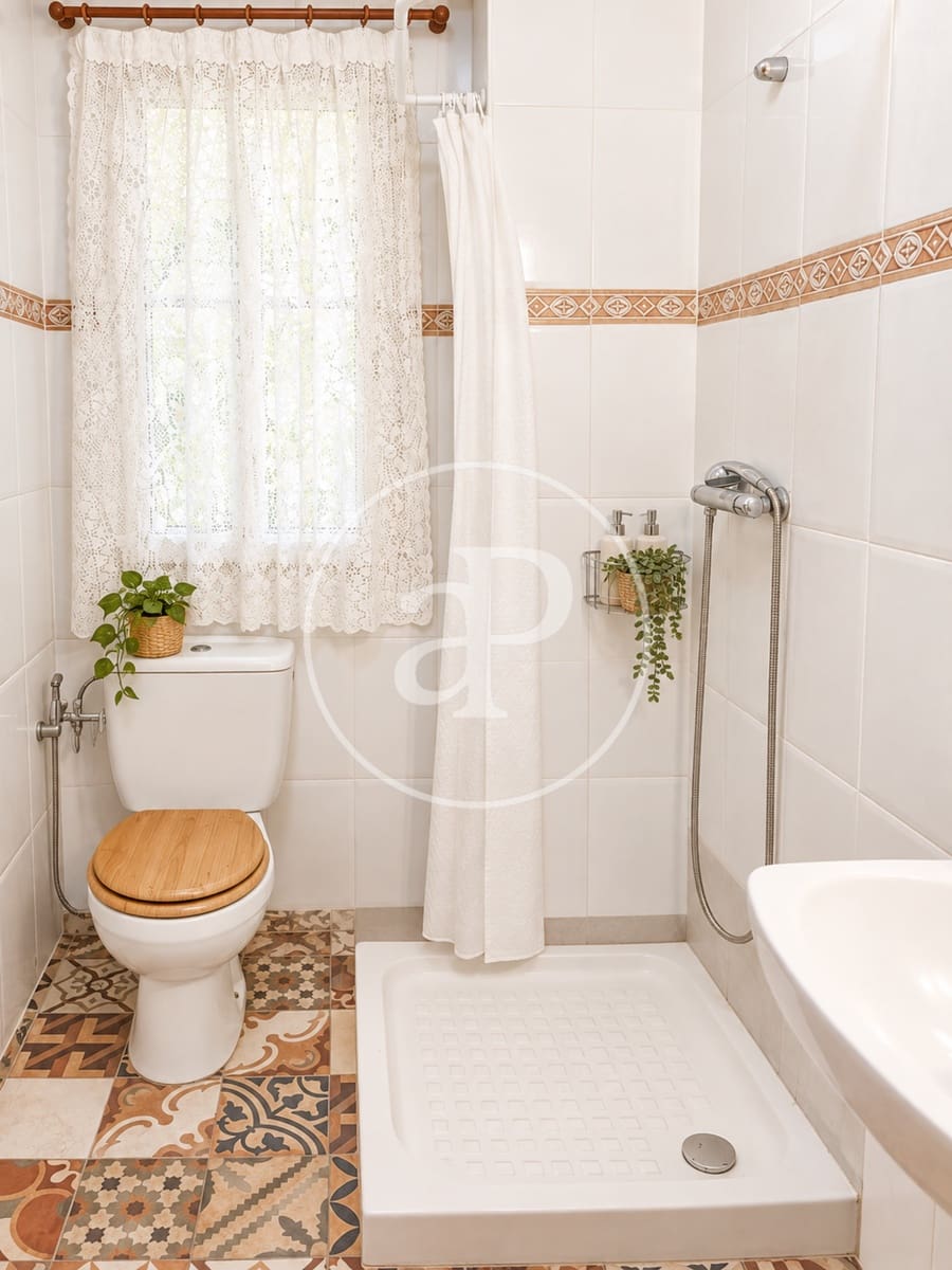 2 bedroom Villa for sale in Chiva with pool garage - € 249,000 (Ref: 10155255)