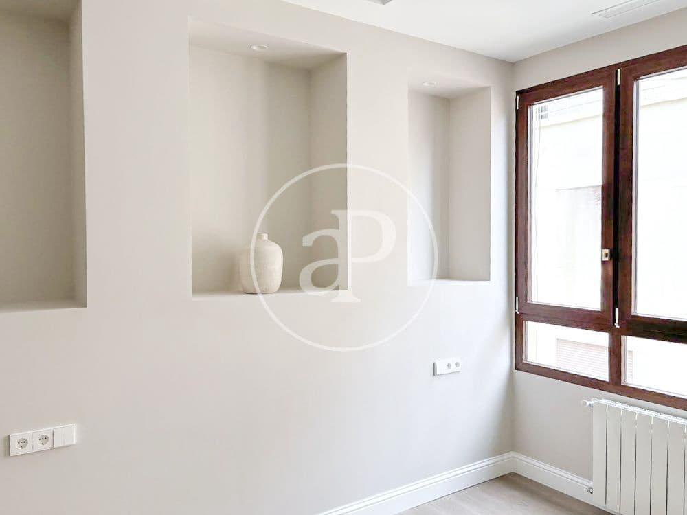 3 soveværelse Lejlighed til salg i Valencia by - € 895.000 (Ref: 10159593)