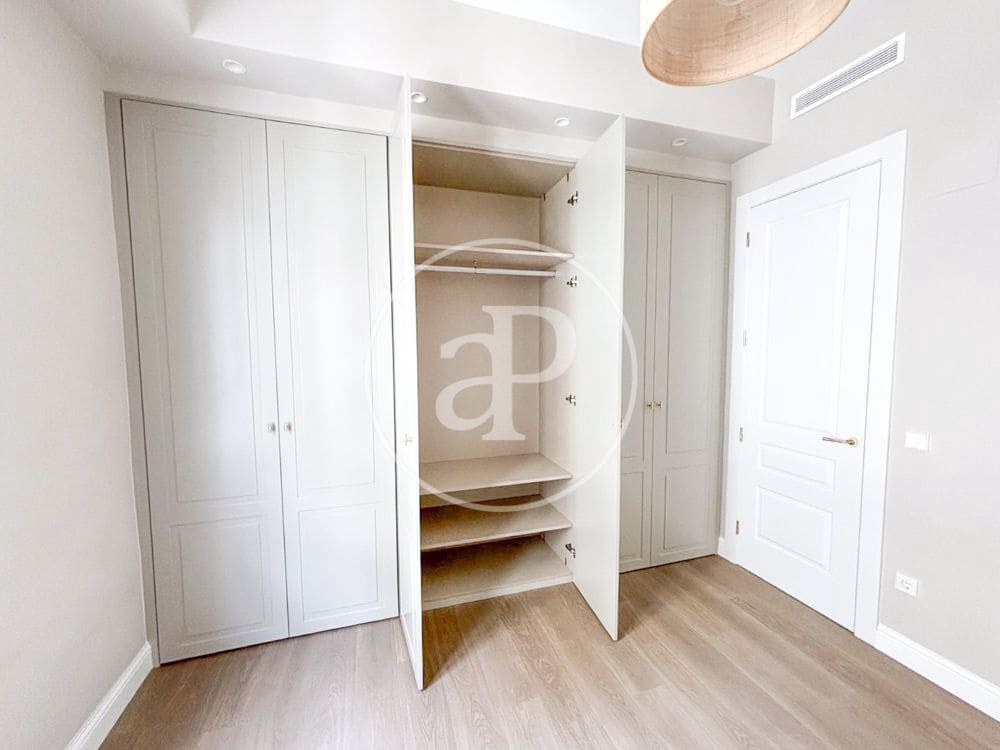 3 soveværelse Lejlighed til salg i Valencia by - € 895.000 (Ref: 10159593)