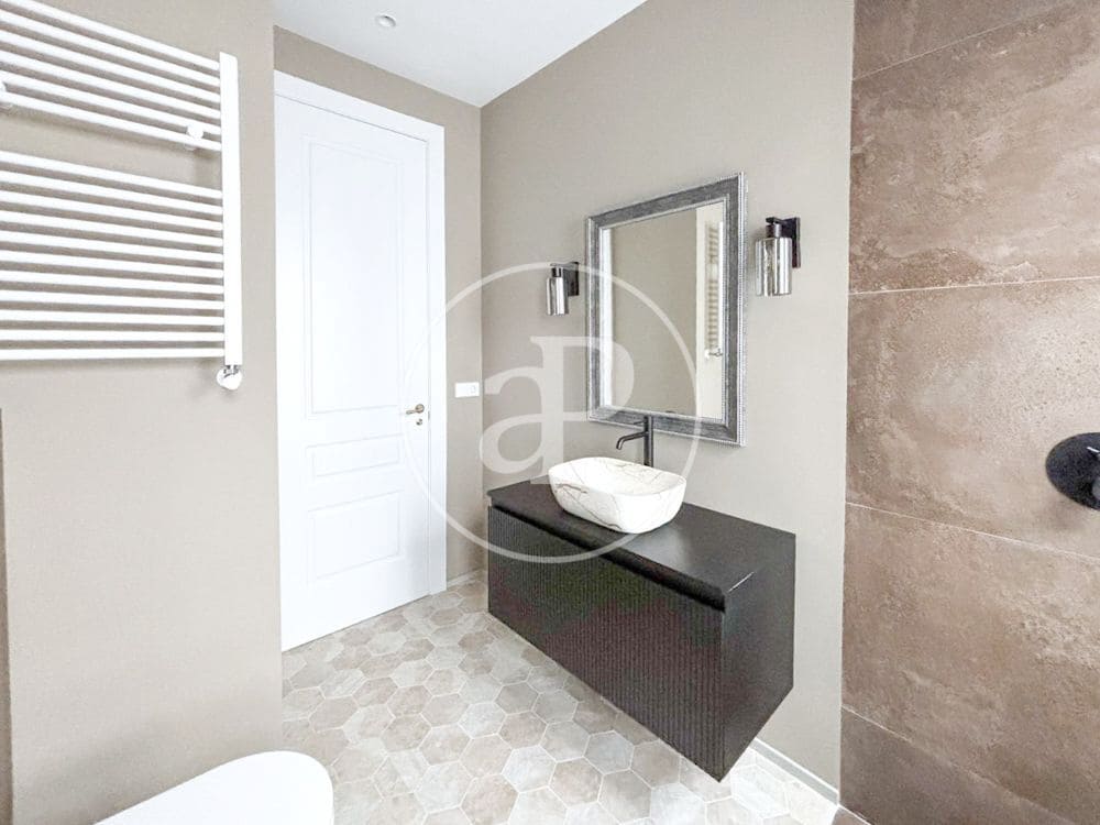 3 soveværelse Lejlighed til salg i Valencia by - € 895.000 (Ref: 10159593)