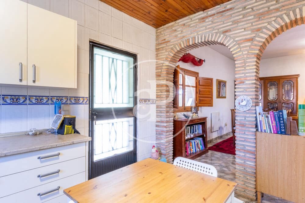 3 bedroom Villa for sale in Catadau with pool garage - € 245,000 (Ref: 10159595)