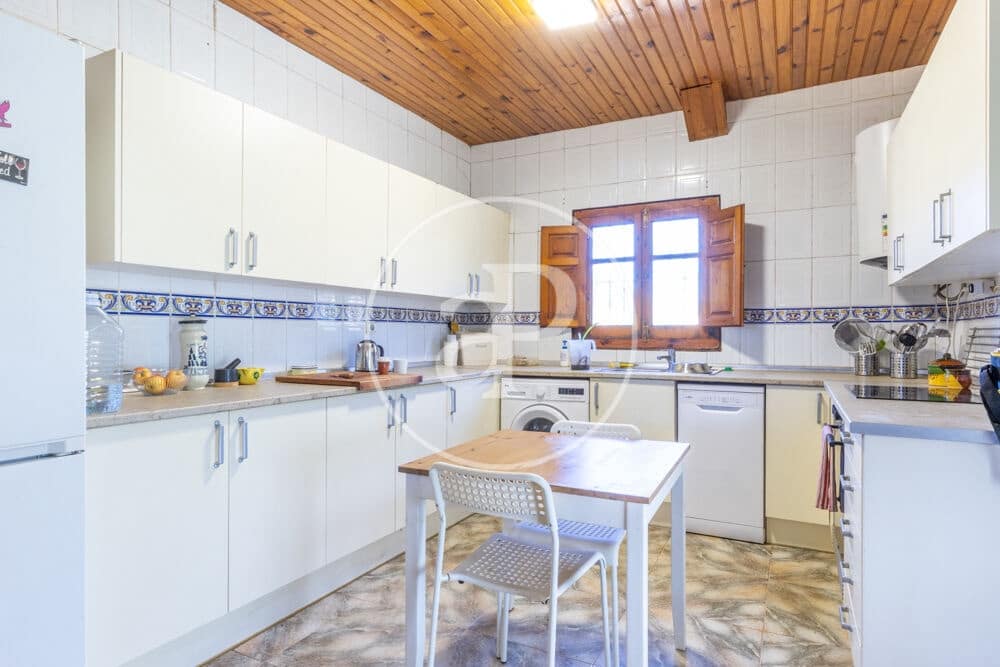 3 bedroom Villa for sale in Catadau with pool garage - € 245,000 (Ref: 10159595)
