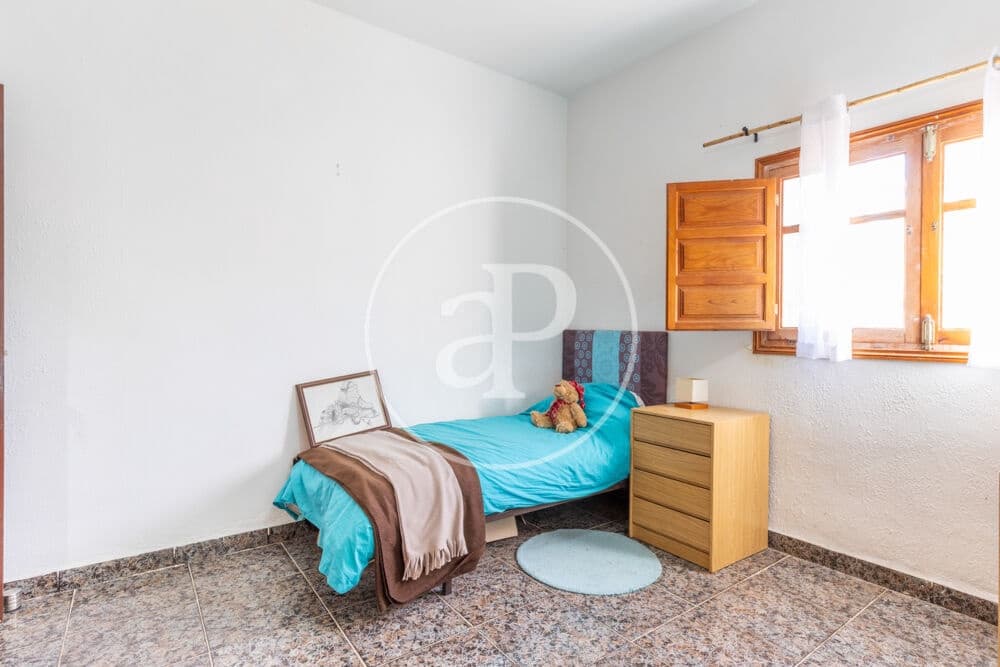 3 bedroom Villa for sale in Catadau with pool garage - € 245,000 (Ref: 10159595)