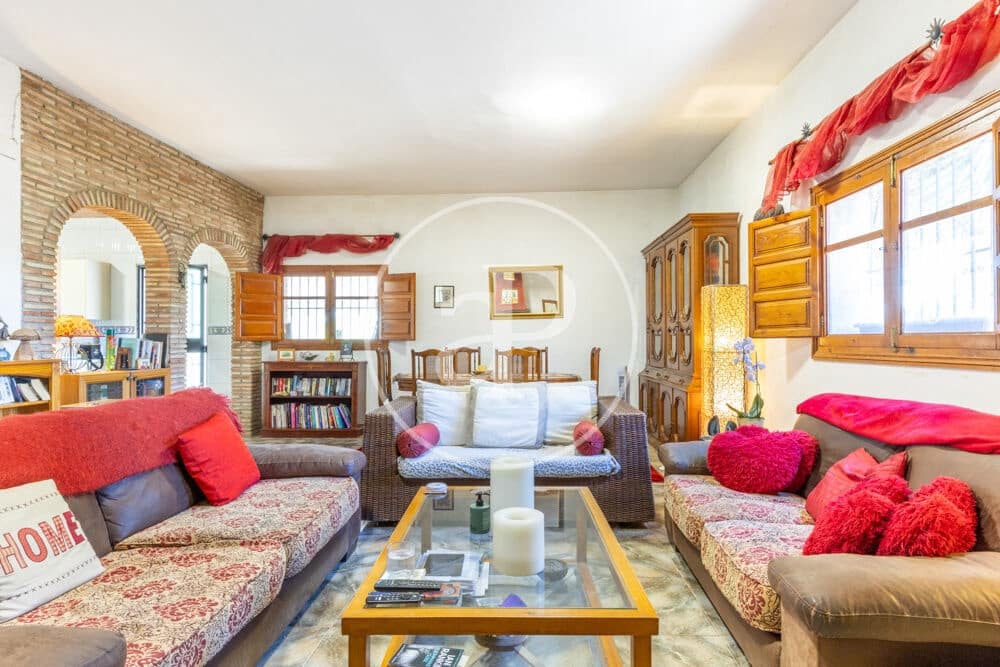 3 bedroom Villa for sale in Catadau with pool garage - € 245,000 (Ref: 10159595)