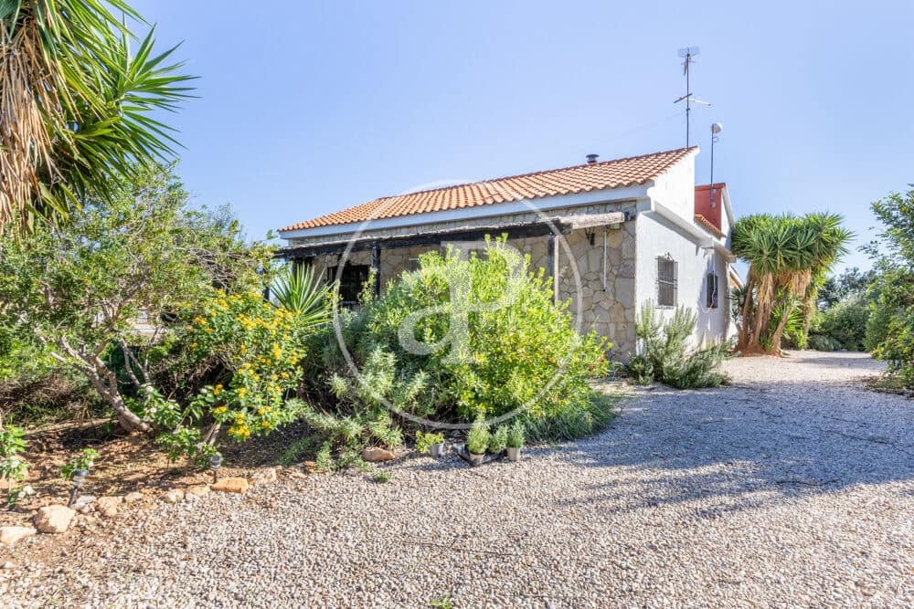 3 bedroom Villa for sale in Catadau with pool garage - € 245,000 (Ref: 10159595)