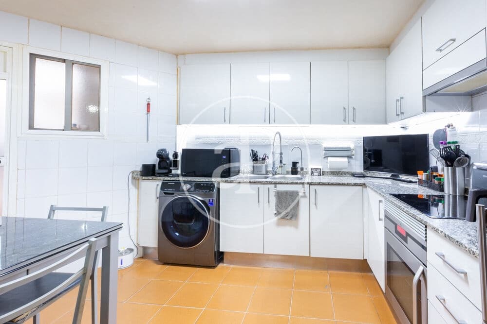 3 soveværelse Lejlighed til salg i Paterna med garage - € 260.000 (Ref: 10164963)