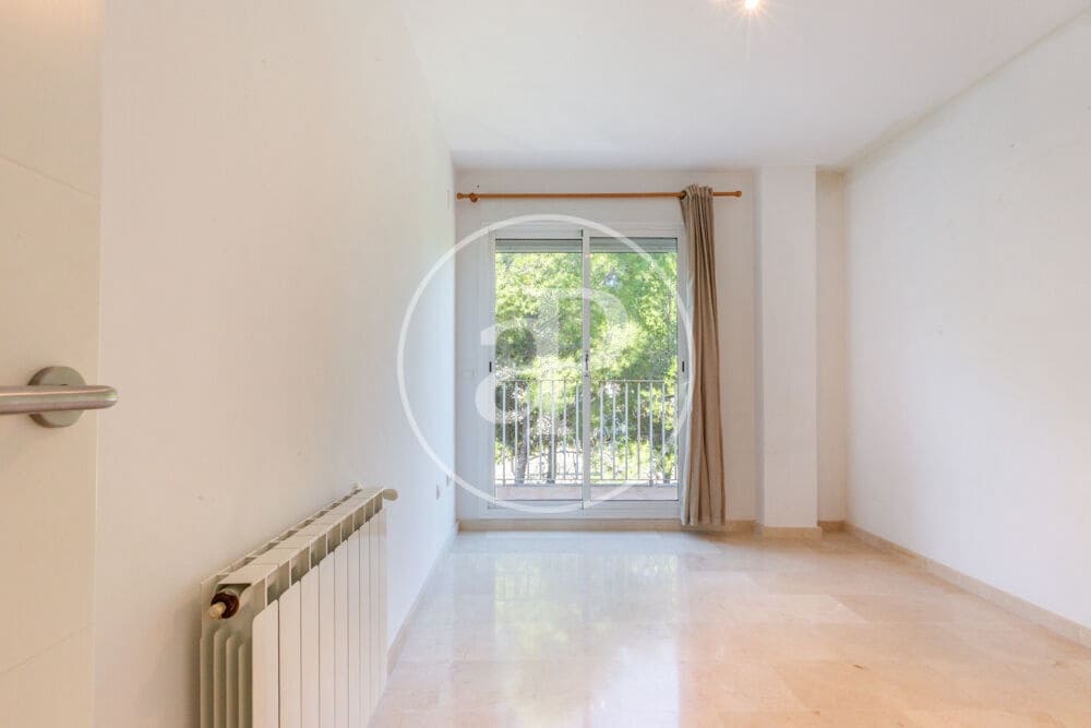 4 soverom Villa til salgs i Paterna med svømmebasseng garasje - € 600 000 (Ref: 10164964)