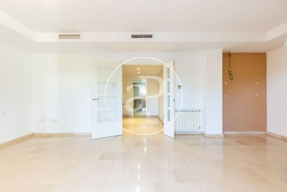 4 soverom Villa til salgs i Paterna med svømmebasseng garasje - € 600 000 (Ref: 10164964)