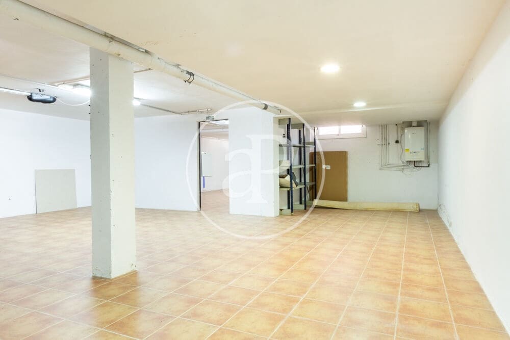 4 soverom Villa til salgs i Paterna med svømmebasseng garasje - € 600 000 (Ref: 10164964)