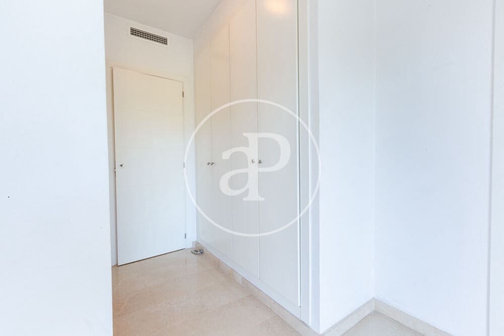 4 soverom Villa til salgs i Paterna med svømmebasseng garasje - € 600 000 (Ref: 10164964)