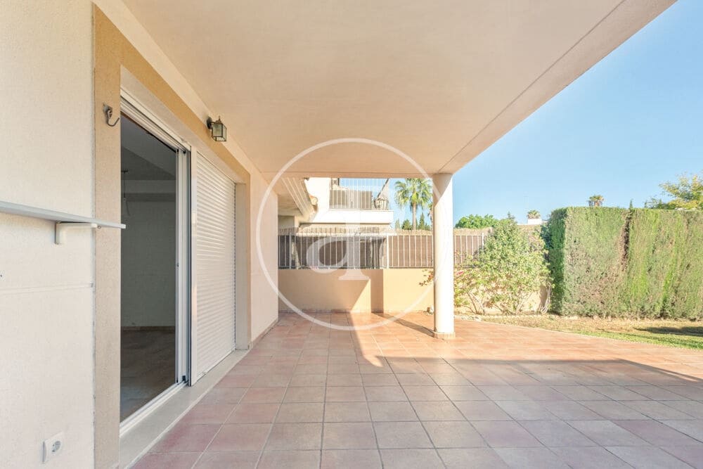 4 soverom Villa til salgs i Paterna med svømmebasseng garasje - € 600 000 (Ref: 10164964)