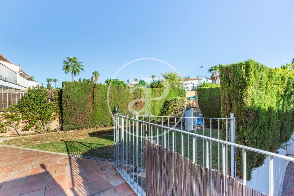 4 soverom Villa til salgs i Paterna med svømmebasseng garasje - € 600 000 (Ref: 10164964)