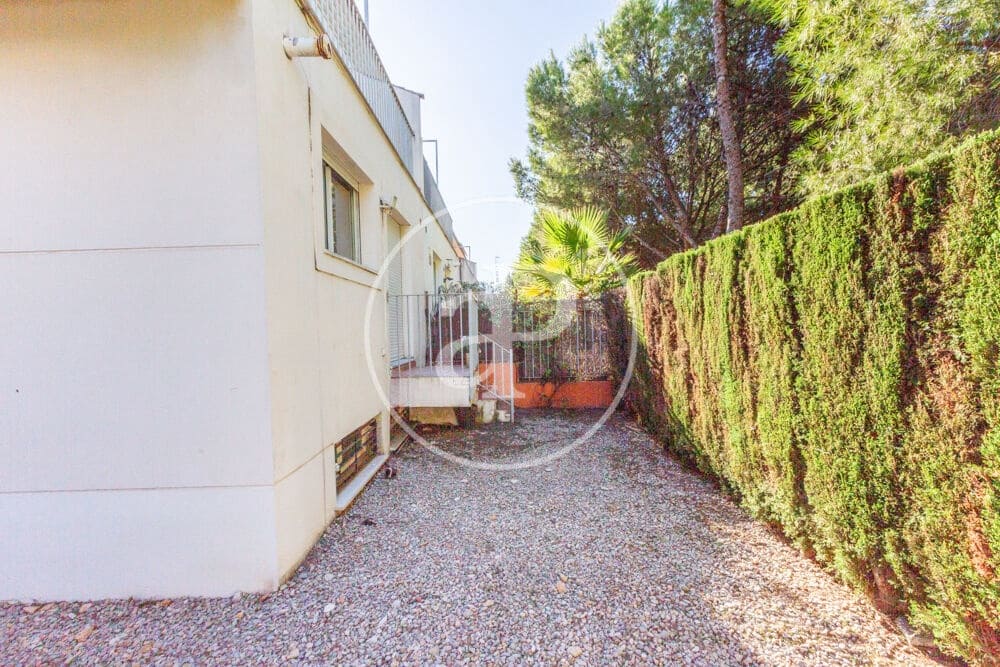 4 soverom Villa til salgs i Paterna med svømmebasseng garasje - € 600 000 (Ref: 10164964)