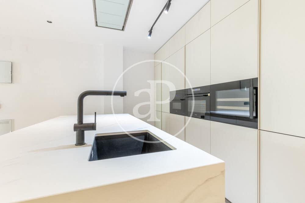 3 soveværelse Lejlighed til salg i Valencia by - € 799.000 (Ref: 10164966)