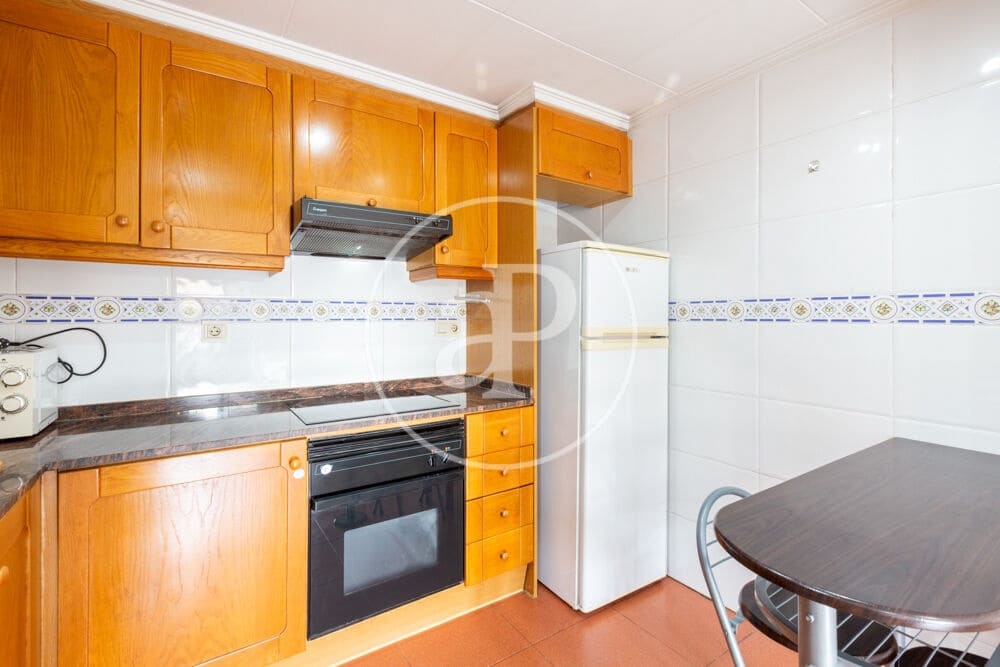 1 sypialnia Apartament na sprzedaż w Miasto Walencja z garażem - 215 000 € (Ref: 10164968)