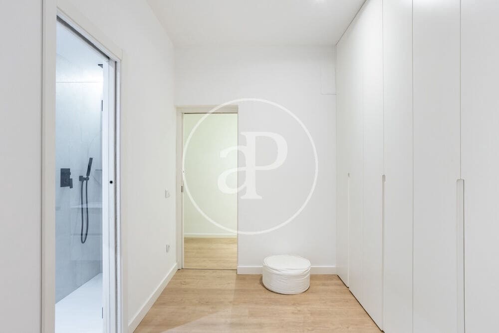 2 bedroom Apartment for rent in Valencia city - € 2,000 (Ref: 10164969)