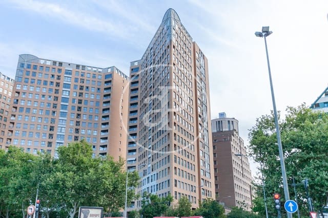 2 makuuhuone Huoneisto myytävänä paikassa Ciutat de les Arts i de les Ciencies, Valencia kaupunki mukana uima-altaan 
autotalli - 599 000 € (Ref: 10164970)
