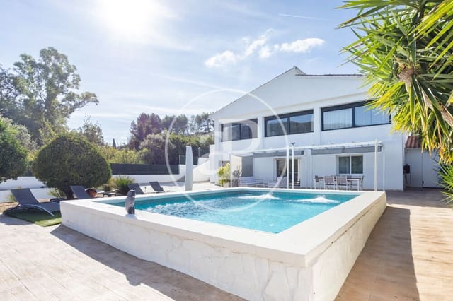 4 slaapkamer Villa te koop in Carcaixent met zwembad garage - € 559.000 (Ref: 10166632)
