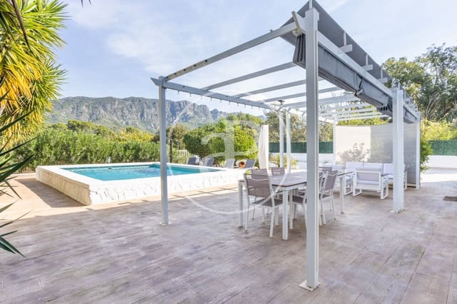 4 slaapkamer Villa te koop in Carcaixent met zwembad garage - € 559.000 (Ref: 10166632)