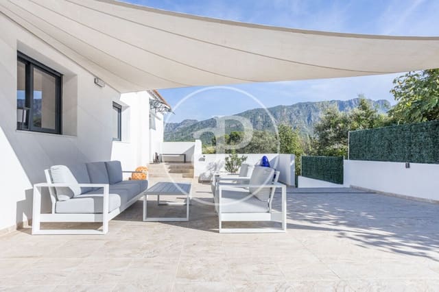 4 slaapkamer Villa te koop in Carcaixent met zwembad garage - € 559.000 (Ref: 10166632)